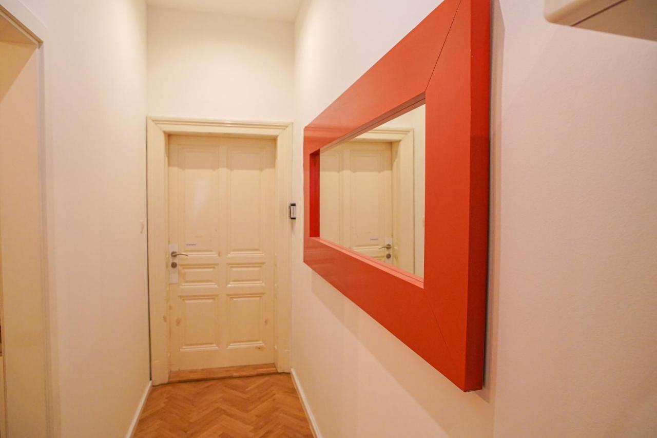 Comfortzone Zagreb Center Apartment Ngoại thất bức ảnh